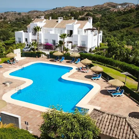 2 Bedroom Apartment, La Mairena, Near Marbella